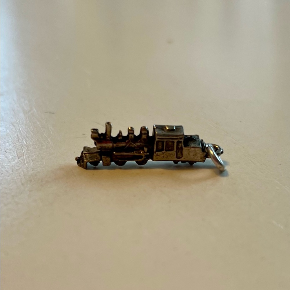 Vintage Miniature Metal Train Locomotive Charm Unmarked Estate Find - Picture 6 of 7